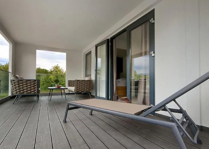 Mobile In With Garden