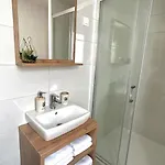 Mobile In With Garden Ferienhaus *