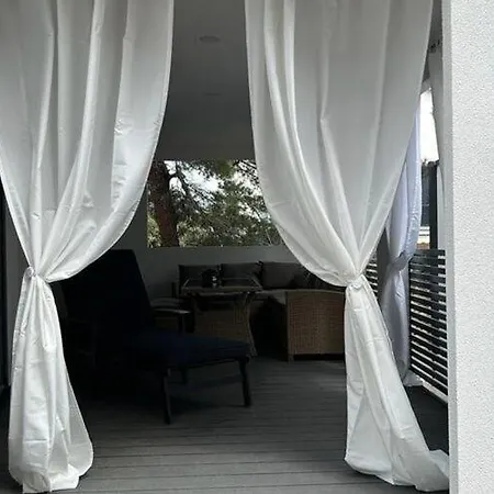 Mobile In With Garden